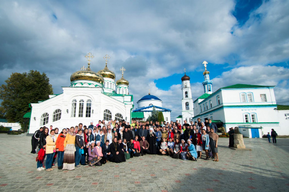 В Казани состоялся Международный форум православной молодежи «Объединенные верой — устремленные в будущее»