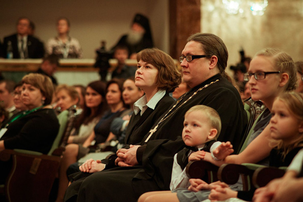 Форум «Святость материнства»: обсудили важность семьи на государственном уровне