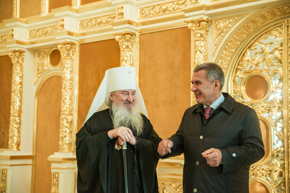 Митрополит Казанский и Татарстанский Феофан провел встречи с представителями светской власти