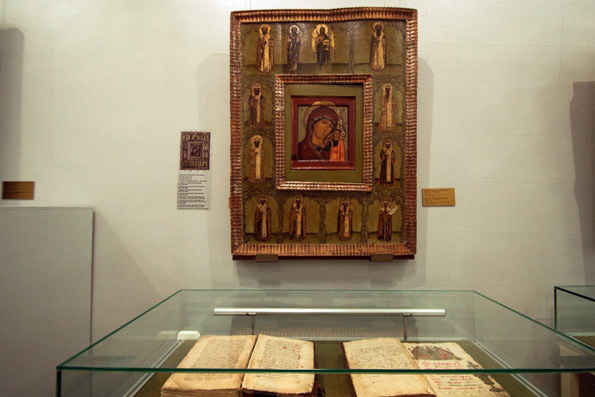 В музее изобразительных искусств открылась выставка, посвященная чудотворному образу Казанской Божьей Матери