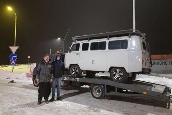 Богоявленский приход села Исаково передал автомобиль и предметы первой необходимости участникам СВО из Татарстана
