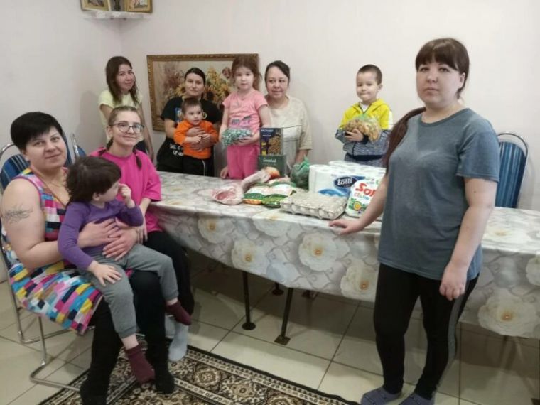 В Зеленодольском благочинии действует Центр помощи беременным женщинам и семьям с детьми