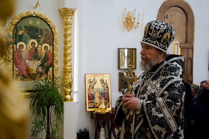 Митрополит Анастасий совершил последнюю в этом году Литургию Преждеосвященных Даров