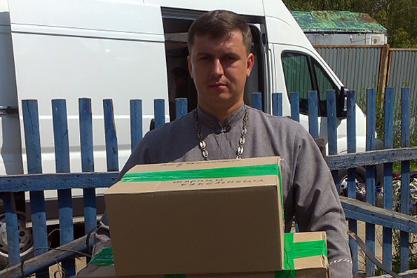 Зеленодольский приход отправил первую партию гуманитарной помощи для Юго-Востока Украины