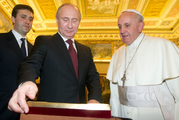 Встреча Путина и понтифика послужит защите ближневосточных христиан, надеются в РПЦ
