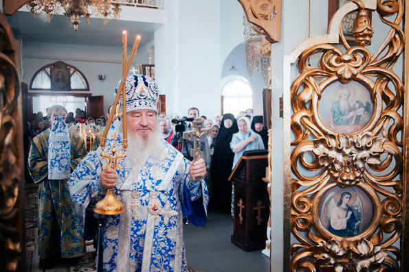 Митрополит Феофан совершил Божественную литургию в Седмиезерном монастыре