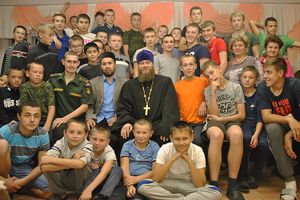 В кадетской школе Болгара состоялась встреча учащихся с представителями православного и исламского духовенства