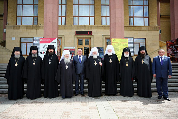 Глава Татарстанской митрополии принял участие в праздновании 170-летия Ставропольской духовной семинарии