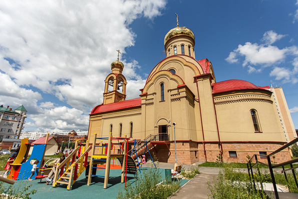 В единый день приема молодежи в PТ православные и мусульмане Бугульмы попросили помочь с возведением детских площадок