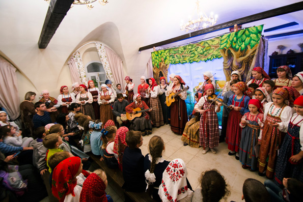 Рождество Пресвятой Богородицы отметили праздничным вечером в Духосошественском храме Казани