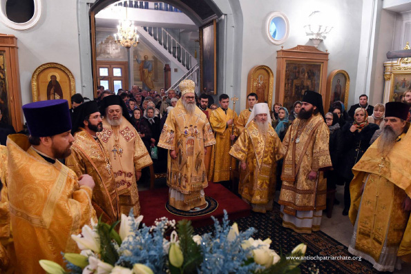 Глава Татарстанской митрополии сослужил Патриарху Антиохийскому и всего Востока Иоанну Х за Божественной литургией