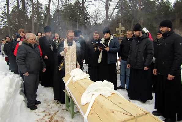 В Нижнекамске состоялось отпевание иеромонаха Прокла (Корноухова)