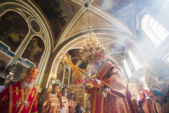 В Никольском кафедральном соборе Казани прошли престольные торжества