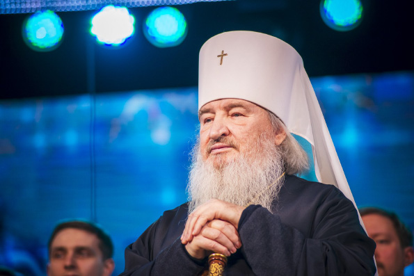 Митрополит Феофан: Призываю всех православных в святочные дни помощью ближним свидетельствовать о своей вере