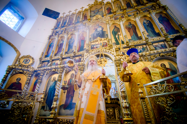 В Неделю 21-ю по Пятидесятнице митрополит Феофан совершил Литургию в селе Ильинское