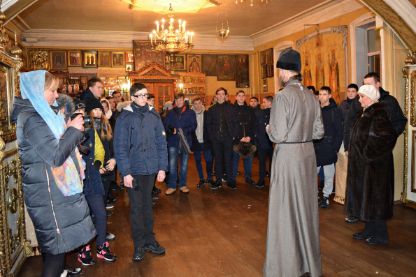 В Зеленодольске состоялась встреча православной молодежи с благочинным