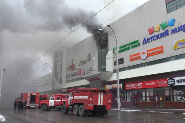 Жители Кемерово выступили c инициативой постройки часовни на месте сгоревшего торгового центра