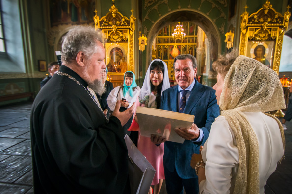Благовещенский собор Казани посетил экс-канцлер ФРГ Герхард Шредер
