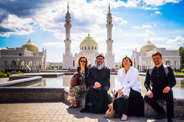 Делегация Казанской православной духовной семинарии посетила Болгарскую исламскую академию