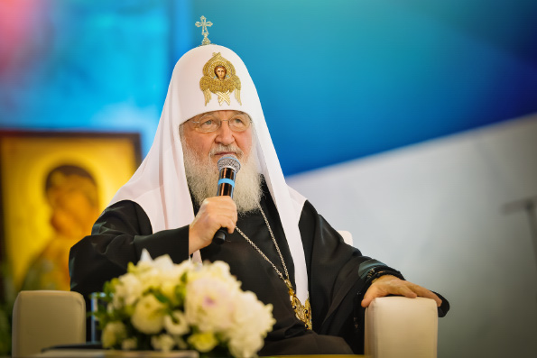Патриарх Кирилл: Искать язык, убеждающий детей сохранять свои религиозные чувства — большая педагогическая и пастырская задача