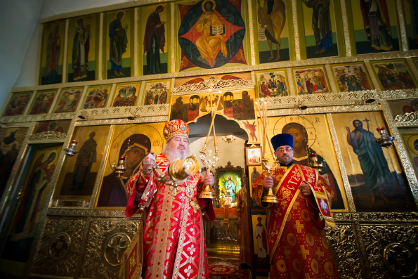 Митрополит Феофан возглавил престольный праздник в Иоанно-Предтеченском монастыре Казани