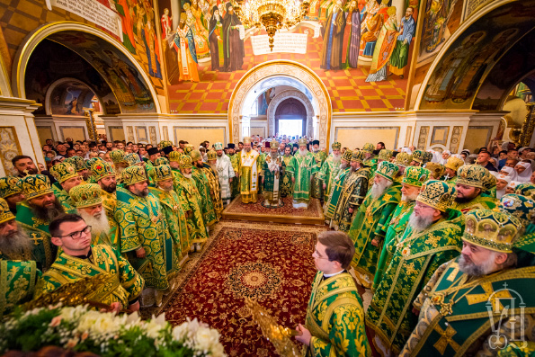 Представители одиннадцати Поместных Православных Церквей поддержали Украинскую Православную Церковь