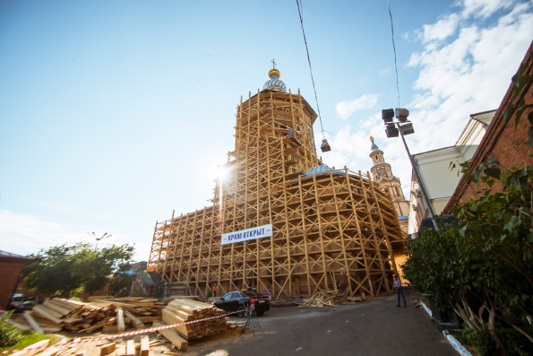 Продолжается реставрация фасада Петропавловского собора