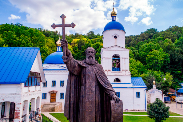 В Макарьевском монастыре отпраздновали память основателя обители
