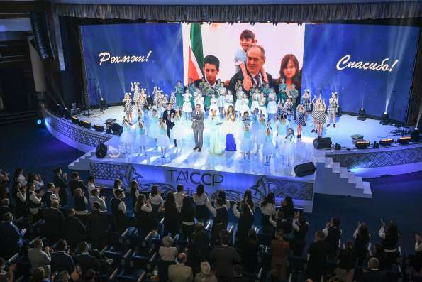Глава Татарстанской митрополии посетил торжественное мероприятие, приуроченное к десятилетию Республиканского фонда «Возрождение»