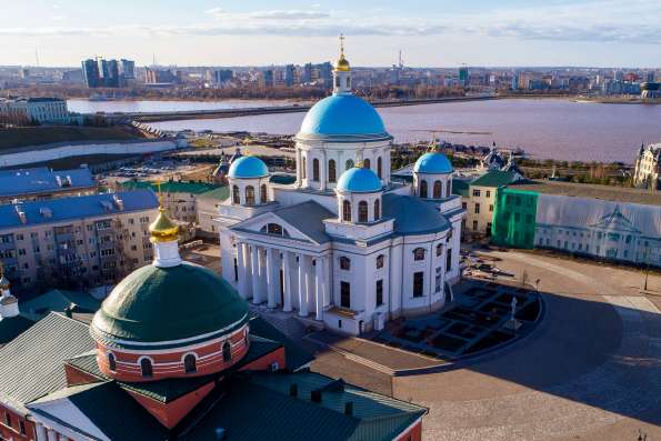 Трансляция великого освящения воссозданного Казанского собора