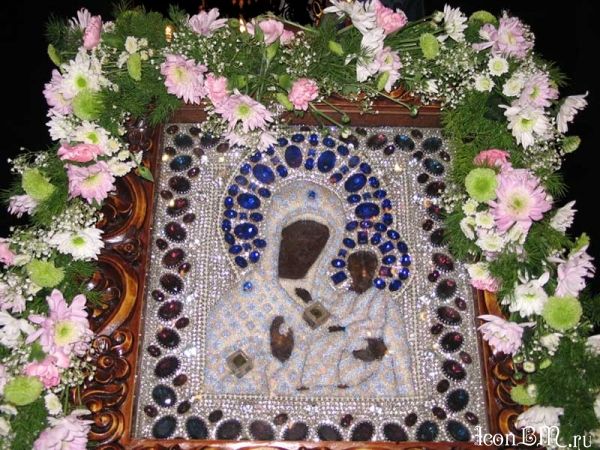 Празднование Смоленской (Седмиезерной) иконе Божией Матери - престольный праздник 2-х храмов Казанской епархии.