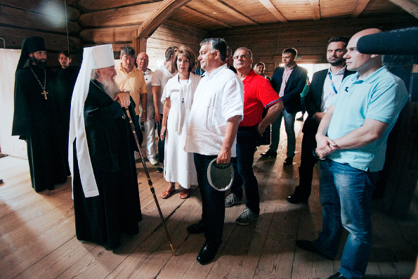 Митрополит Феофан встретился с премьер-министром Венгрии