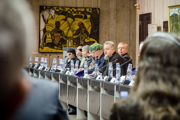 «Круглый стол» в Казани: как ответить вызовам современности