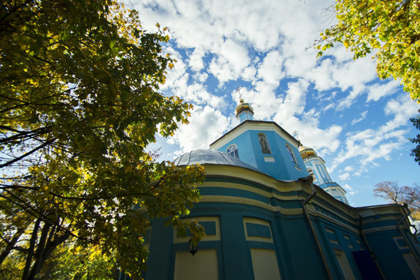 В старинном храме на Арском кладбище Казани отметили престольное торжество