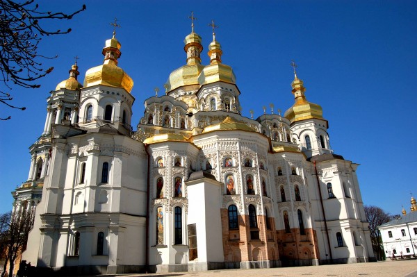 Городской совет Киева принял к рассмотрению петицию о передаче лавры раскольникам