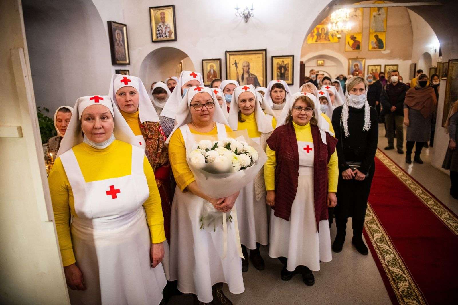 Казанские сёстры милосердия передали новогодние и рождественские подарки детям Донбасса и участникам СВО