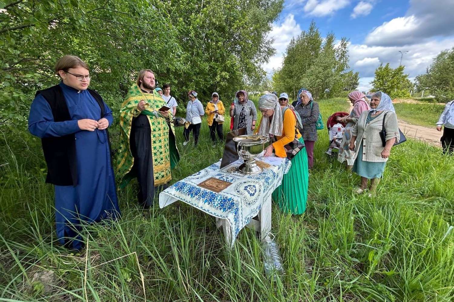 В день памяти блаженной Ксении Петербургской в казанском посёлке Залесный на месте строительства храма состоялся молебен