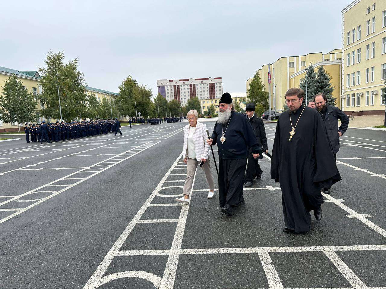 Митрополит Кирилл посетил Оренбургское президентское кадетское училище