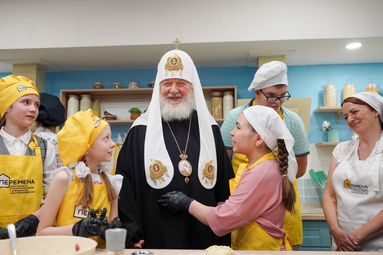 В преддверии 15-летия интронизации Святейшего Патриарха Кирилла в Татарстанской митрополии стартовал марафон добрых дел