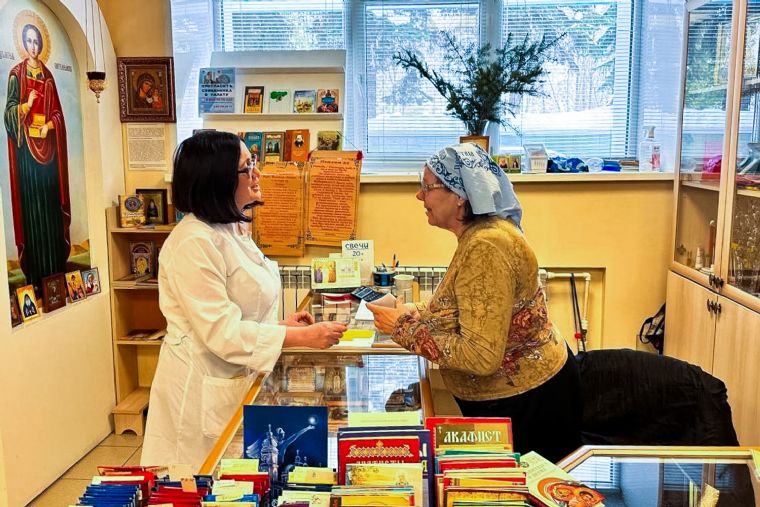 Добровольцы службы «Милосердие — Казань» несут служение в Республиканской клинической больнице