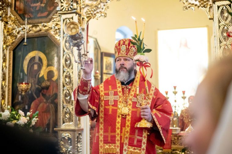 Епископ Луховицкий Евфимий совершит Литургию в Пещерном храме Казанского собора