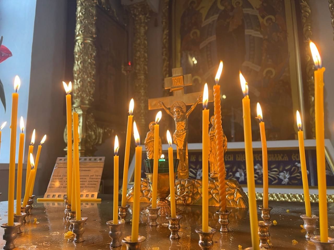 В храмах Татарстанской митрополии пройдут богослужения Покровской родительской субботы