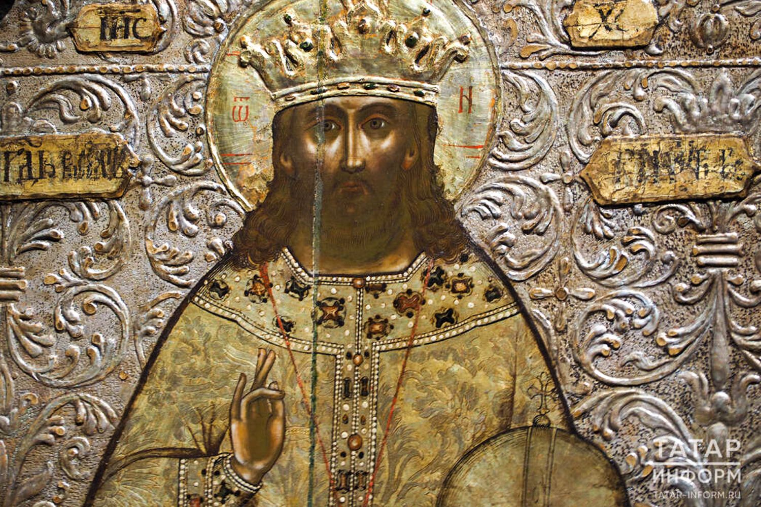 В Музее изобразительных искусств Татарстана открылась выставка редких памятников с декором в технике пастильи