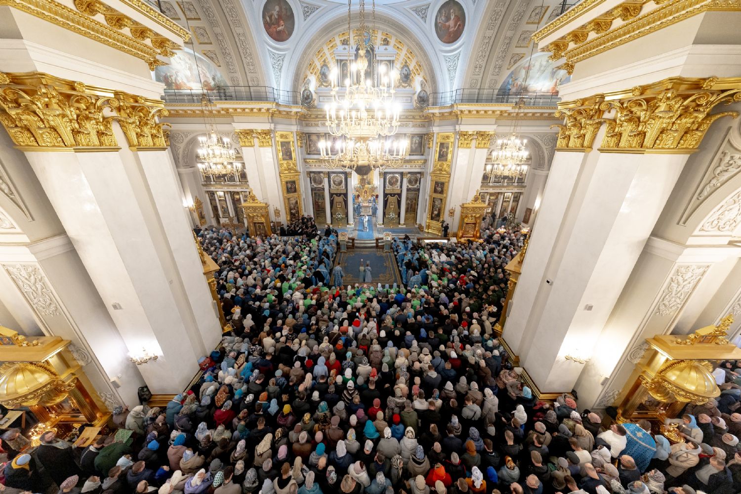 В праздник Казанской иконы Божией Матери в столице Татарстана прошли церковные торжества