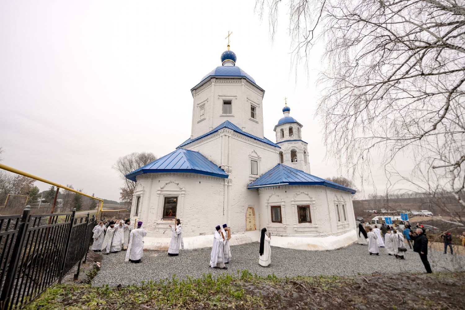 В праздник благоверного князя Александра Невского митрополит Кирилл совершил великое освящение Смоленского храма в селе Соловцово
