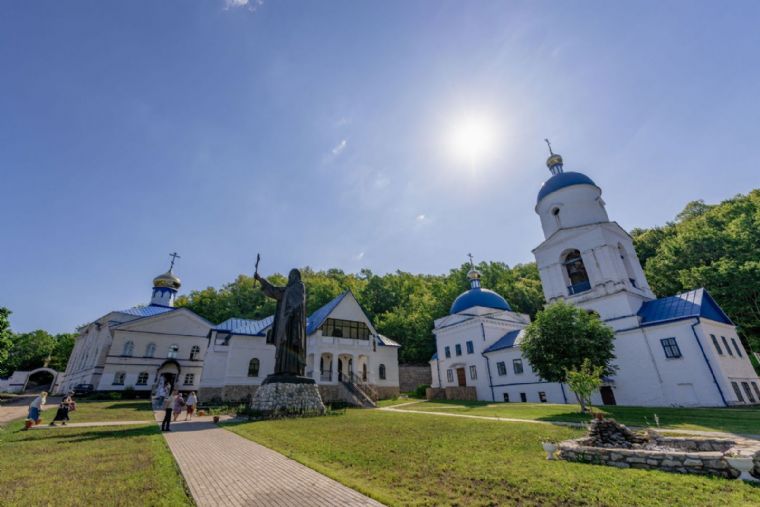 Вознесенский Макарьевский монастырь отметил престольный праздник