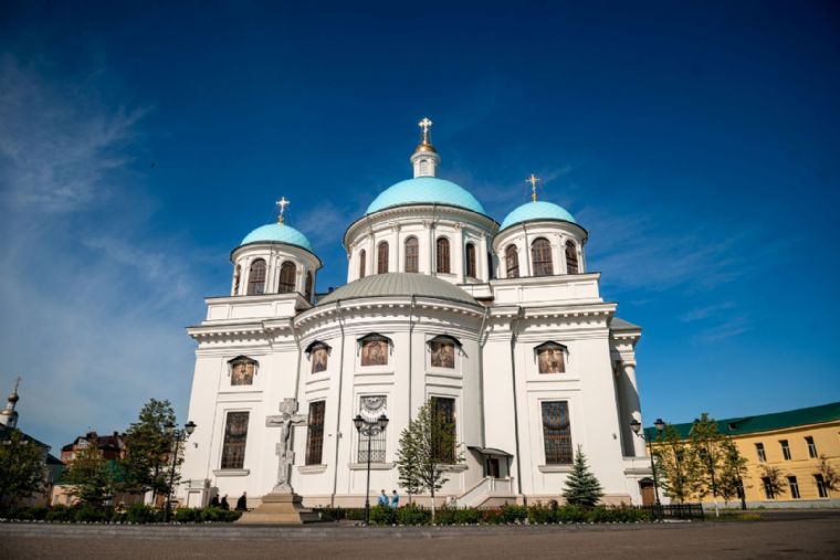 В день принесения ковчега с мощами святителя Тихона Московского в Казанском соборе состоятся торжественная встреча святыни и архиерейская Литургия
