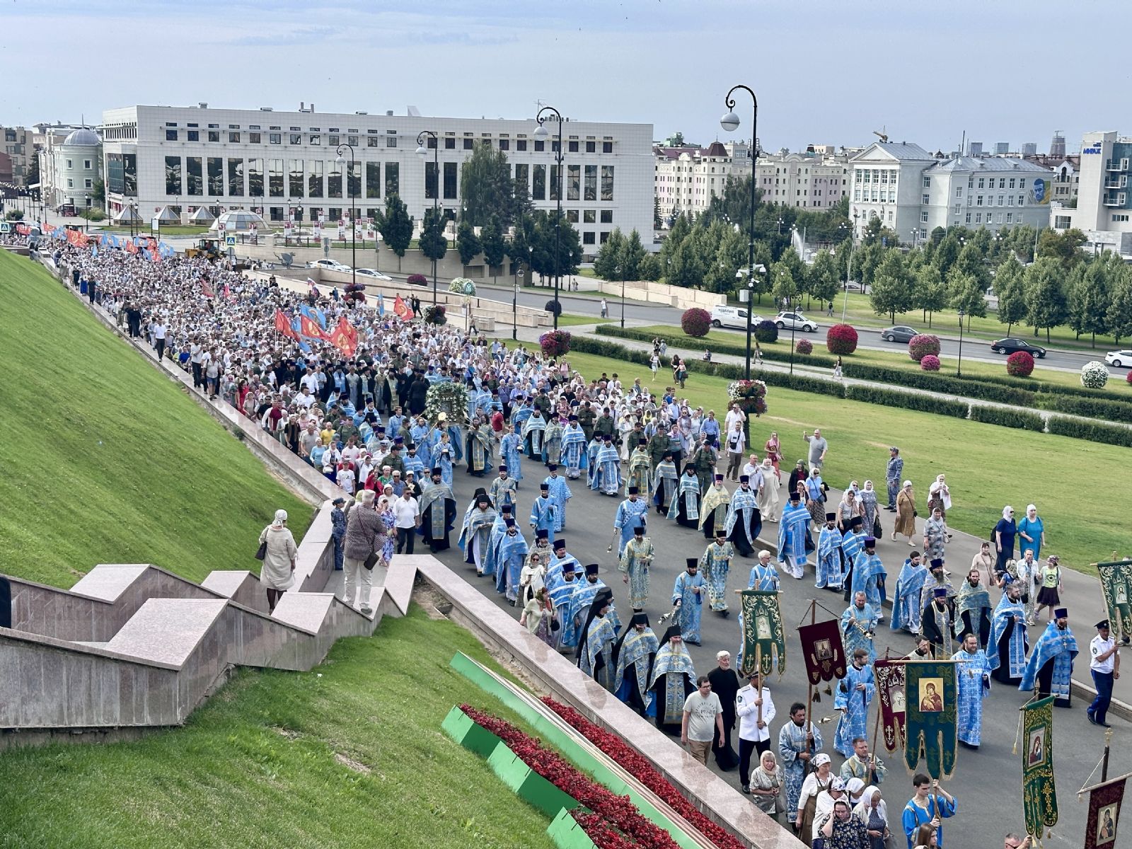 В столице Татарстана состоялся традиционный крестный ход с Казанской иконой Божией Матери