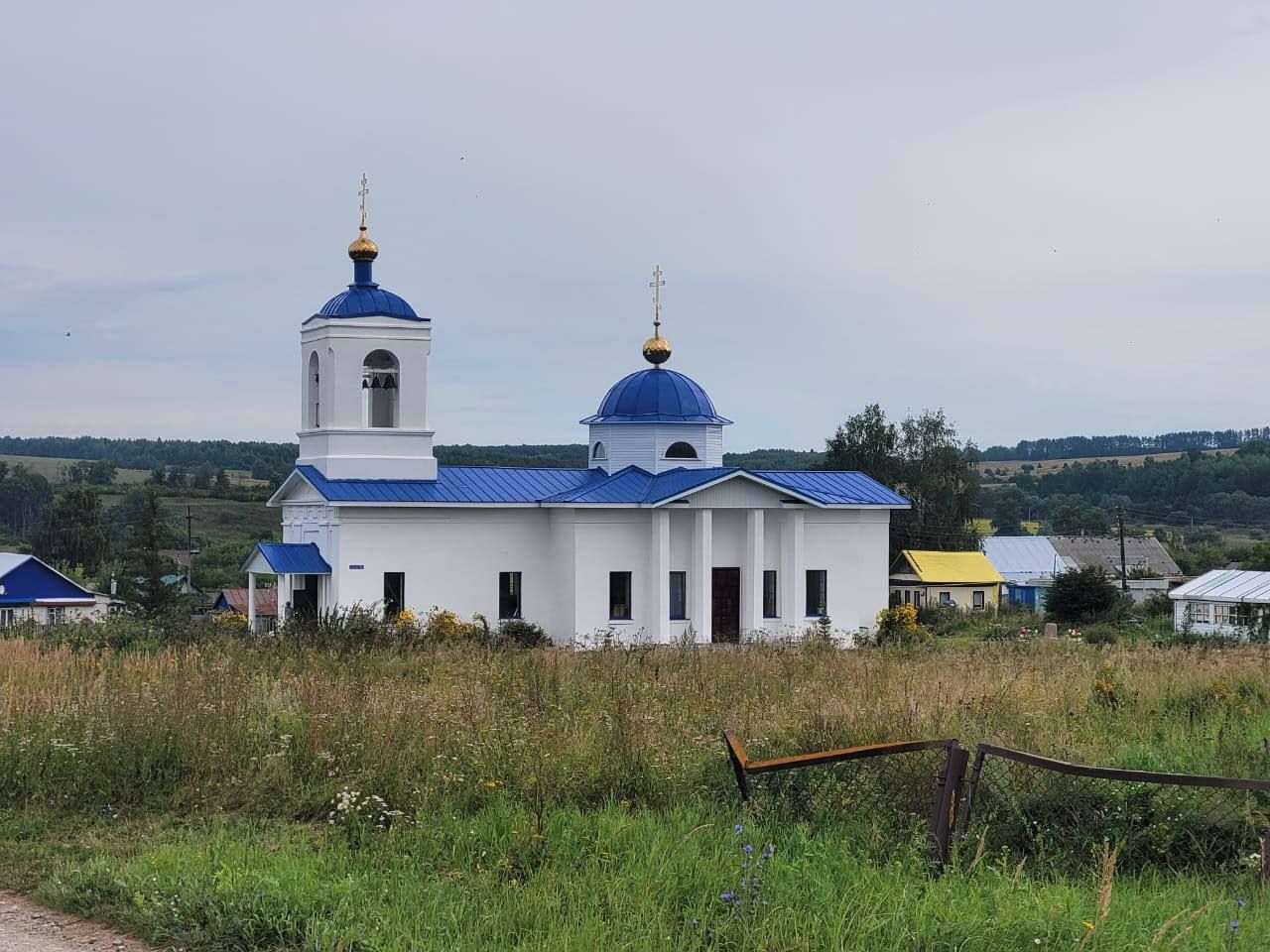 Старинный Смоленский храм в селе Клянчино отметил престольный праздник