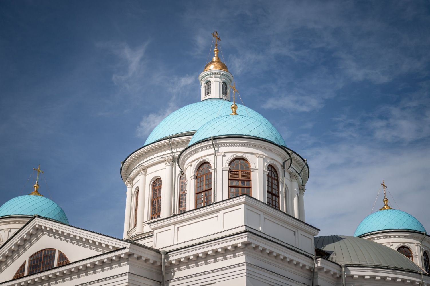 В Неделю 12-ю по Пятидесятнице митрополит Кирилл и митрополит Марк совершили Литургию в Казанском кафедральном соборе